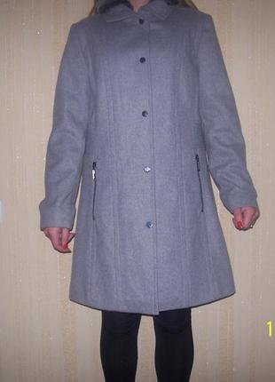 Молодёжное трендовое пальто charles voegele 48 размер2 фото