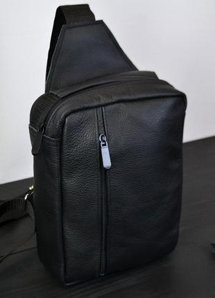 Сумка мужская - кожаная, нагрудная сумка слинг кожаная черная на px-216 3 кармана8 фото