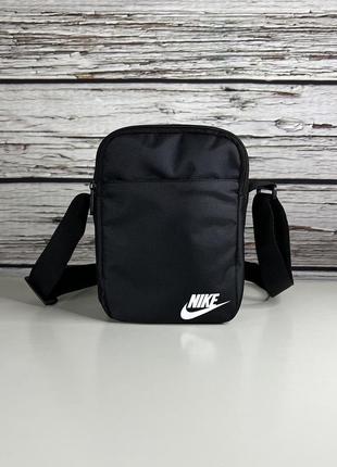 Сумка через плече nike, спортивна барсетка месенджер найк на 4 відділи, колір чорний