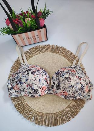 Бюстгальтер без кісточок