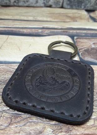 Кожаный брелок скорпион br03-450-1