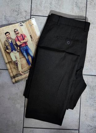 Чоловічі класичні базові штани флеті zara в сірому кольорі розмір 52