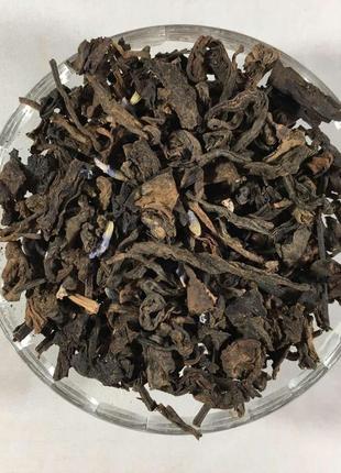 Чай чорний китайський шу пуєр листовий  з квітками лаванди 50 грамів