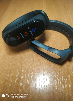 Xiaomi mi bend 4