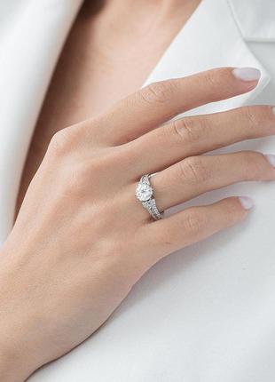 Золотое кольцо с бриллиантами3 фото
