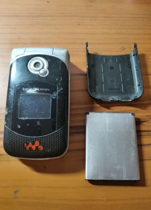 Телефон sony ericsson w300