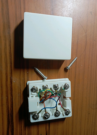 Розетка utp 8p8c rj45 1 порт cat-5, накладна біла