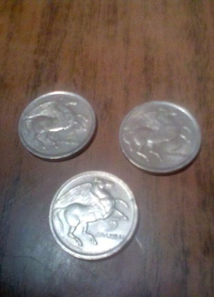 5 драхм, три монети.