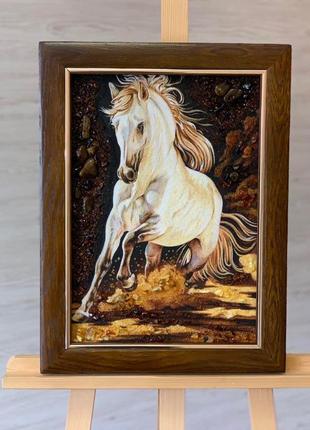 Картина з бурштину «кінь» 30*40см
