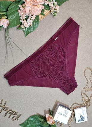 Жіночі трусики з мереживом