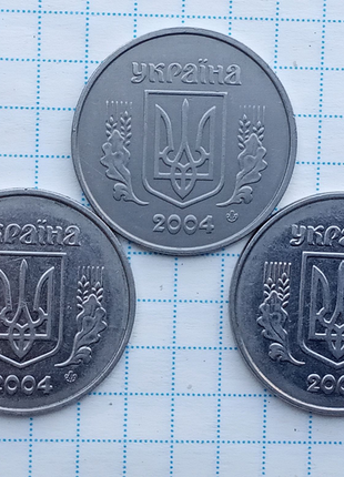 Монета 5 копійок 2004 рік. шлюб , відсутність плакіровкі.5 фото