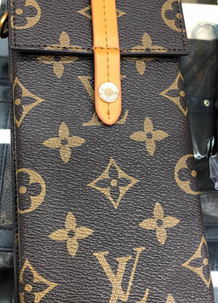 Клатч коричневий на ланцюжку жіночий louis vuitton для телефона14 фото