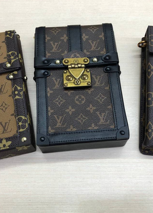 Клатч коричневий на ланцюжку жіночий louis vuitton для телефона15 фото