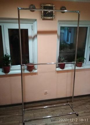 Вішалка підлогова металева.рейл. стійка для одягу