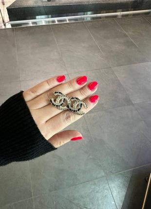 Брендовые серьги в позолоте с цирконами