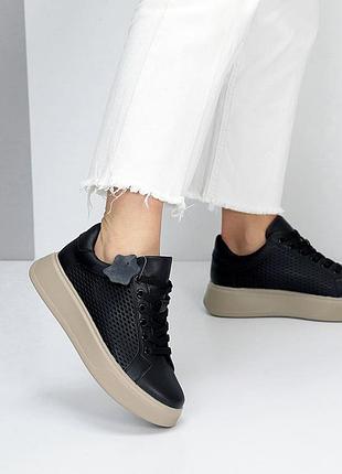 Кожаные кеды