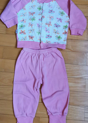 Костюмчик на дівчинку