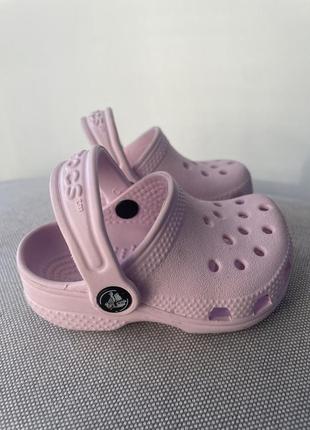 Дитячі шльопанці crocs 2-3 17-195 фото