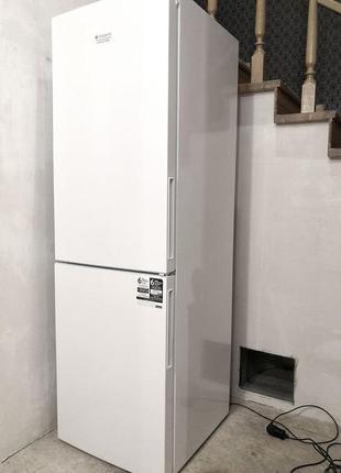 Холодильник hotpoint ariston xh8 t1i w