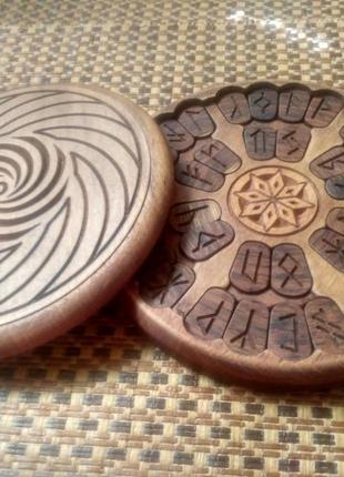 Набір слов'янських рун ведарь. (36 пун) (дуб, бук, ясень)