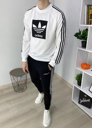 Спортивний костюм adidas