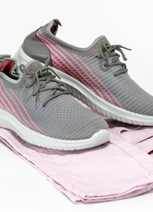 Кросівки для бігу жіночі3 фото