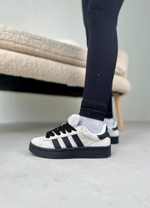 Женские кроссовки adidas campus grey black Адидас кампус серого с черными цветами