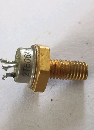 Транзистор 2т606а