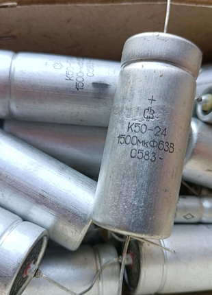 Конденсатор к50-24 1500 мкф 63в