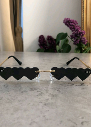 Модель 28 - lil hearts black 🖤