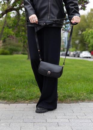 Ваш ідеальний аксесуар: жіночі сумочки