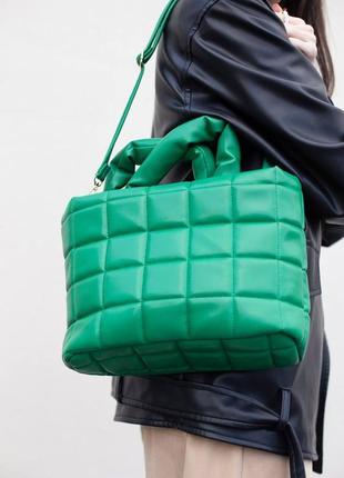 Унікальні жіночі сумочки: втілення стилю та функціональності!