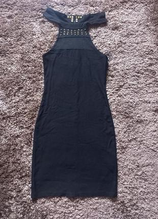 Облягаюче плаття bershka із шипами