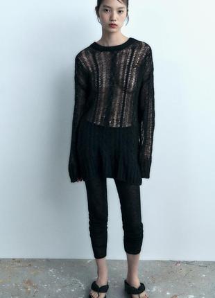 Ажурный свитер oversize черный1 фото