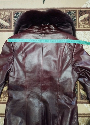 Женская кожаная лакированная куртка6 фото