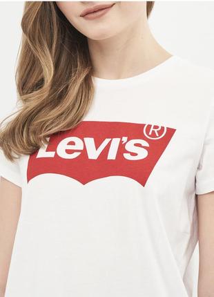 Levi’s біла футболка betwing оригінал3 фото