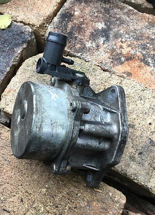 Вакумний насос рено сценік 1.9