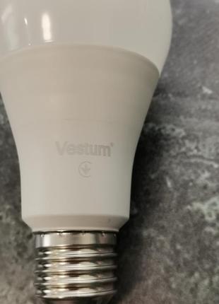 Світлодіодна лампа vestum 20w 4100k e273 фото