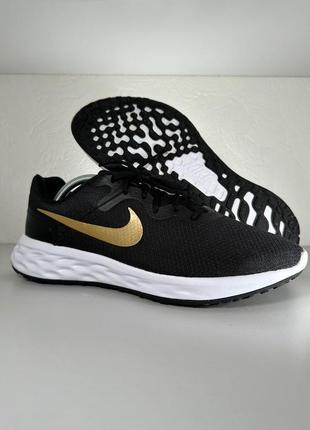 Бігові кросівки nike revolution 6 nn