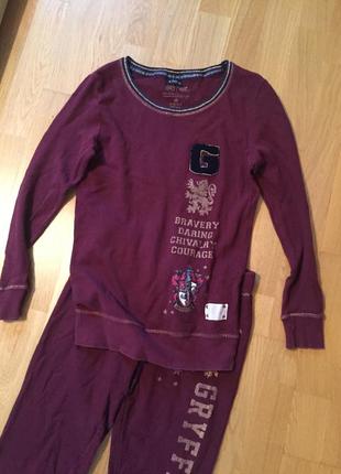 Красива коронував піжама в рубчик harry potter