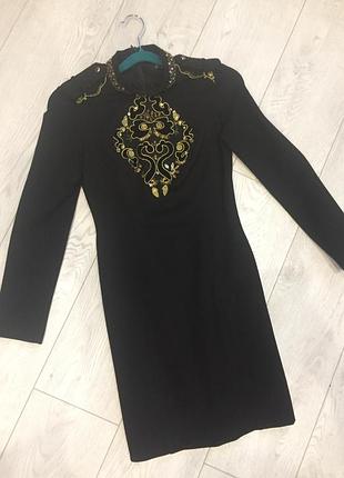 Платье