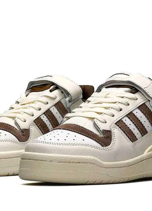 Жіночі кросівки adidas forum low beige brown.3 фото