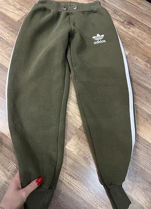 Штани adidas