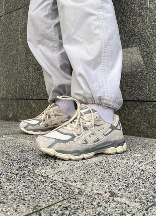 Asics gel-nyc grey beige кросівки
