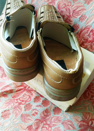 Продам летние мужские кожаные туфли 43 р.4 фото