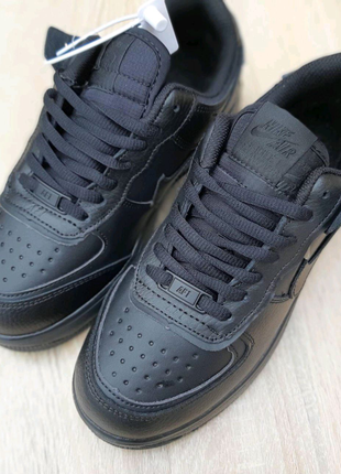 Nike. nike air force 1. жіночі кросівки. кросівки жіночі.зима