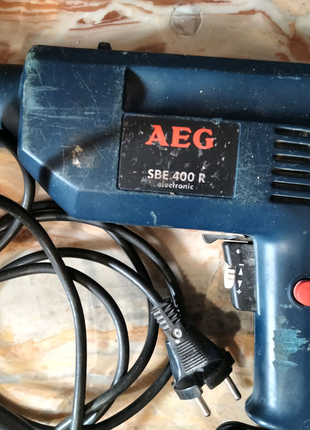 Дриль aeg sbe 400 r