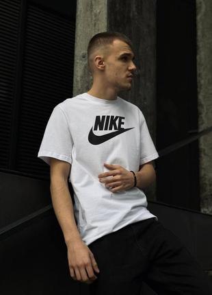 Базовая однотонная футболка nike nsw tee icon futura