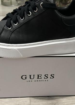 Кроссовки guess1 фото