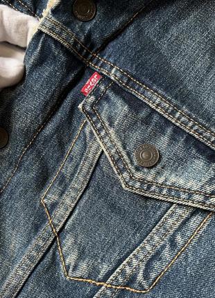 Мужская джинсовая куртка шерпа levi`s оригинал размер s6 фото